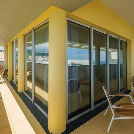 Апартаменты Pdl Skyscape Premium Duplex Понта-Делгада