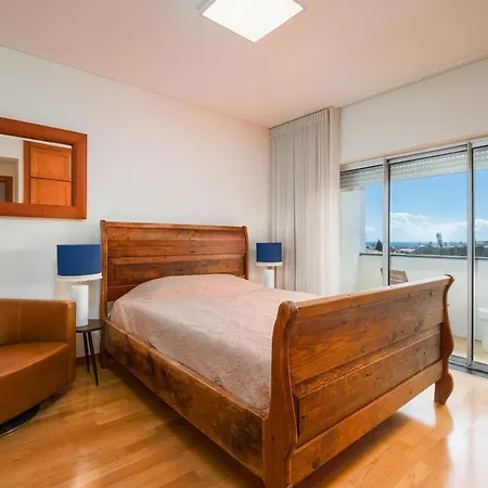 Pdl Skyscape Premium Duplex * Ponta Delgada (Sao Miguel)