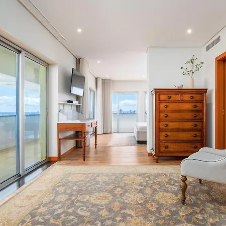 Apartment Pdl Skyscape Premium Duplex
