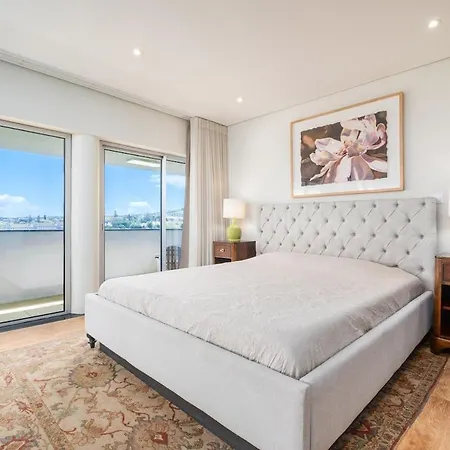 Pdl Skyscape Premium Duplex Apartment *